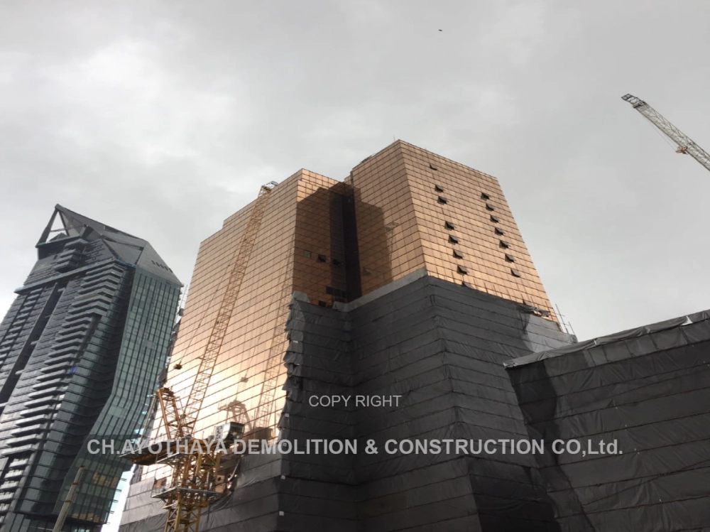 ผลงาน-23 Demolition work, UOB Bank Head Office
